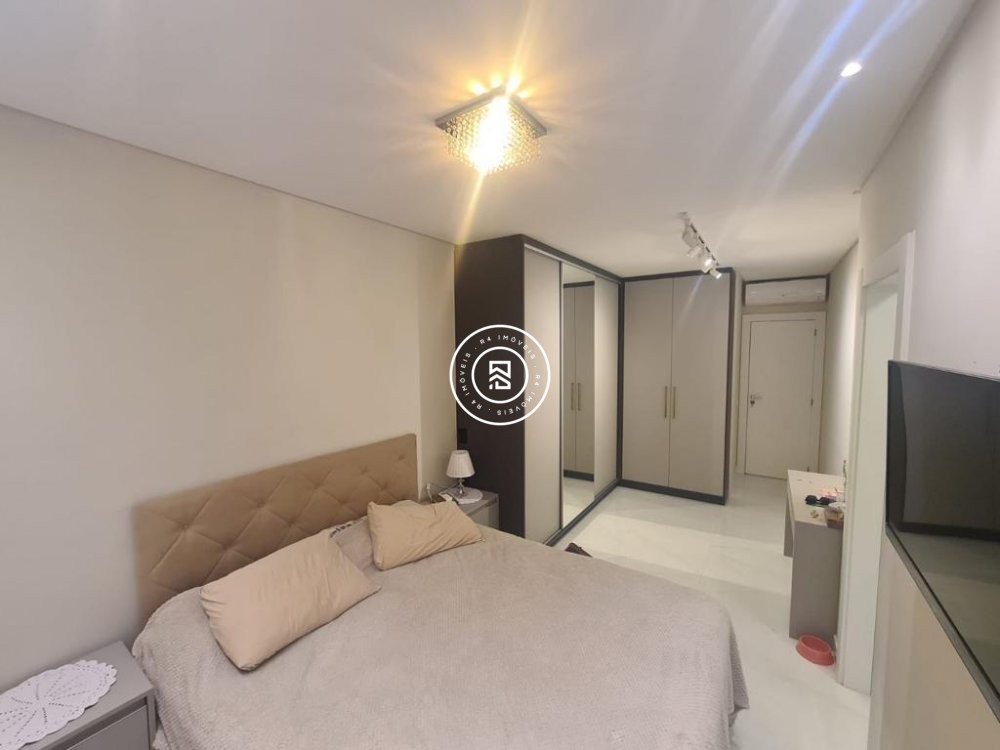 Sobrado Mobiliado no bairro Morretes