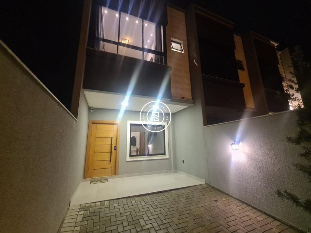 Sobrado Mobiliado no bairro Morretes