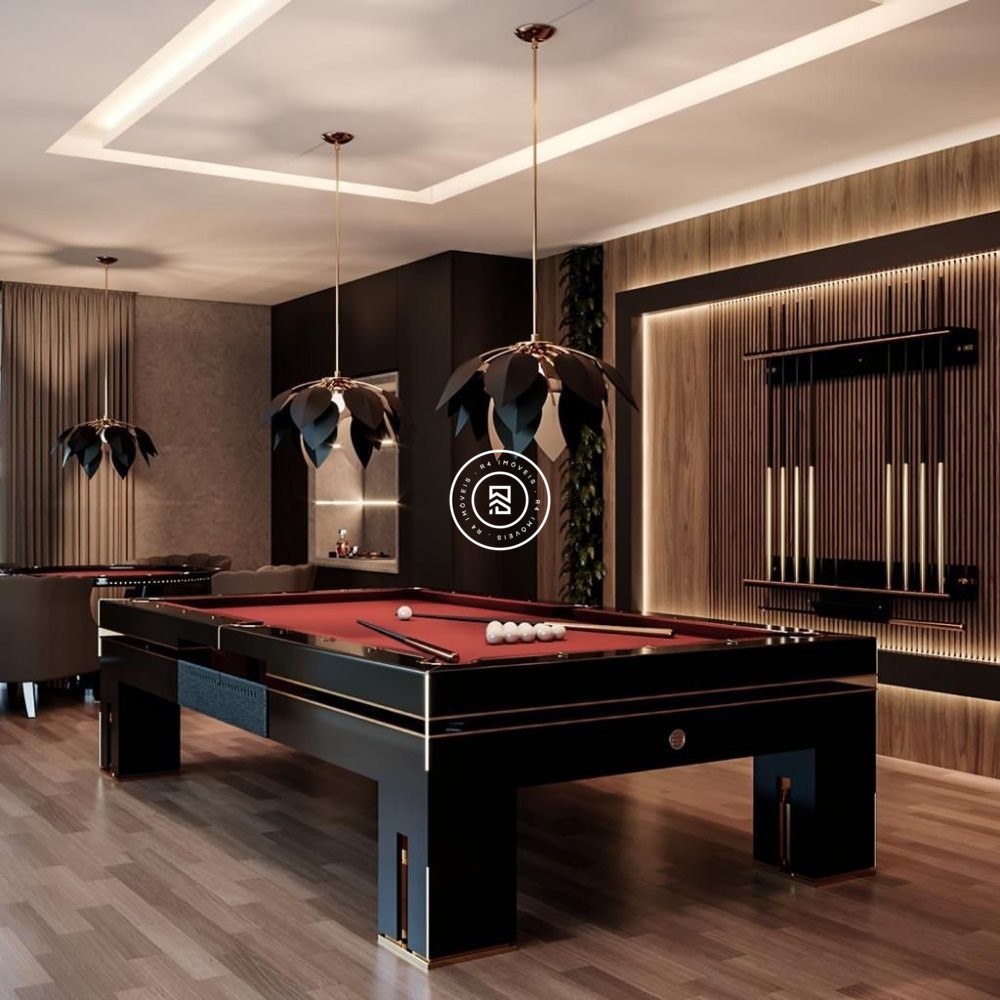 Apto no ltimo andar com condio especial