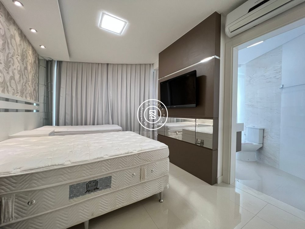 Lindo apartamento frente Avenida em Itapema