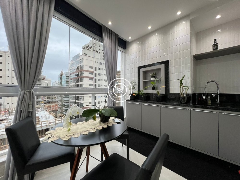 Apto Novo e Mobiliado com 03 sutes