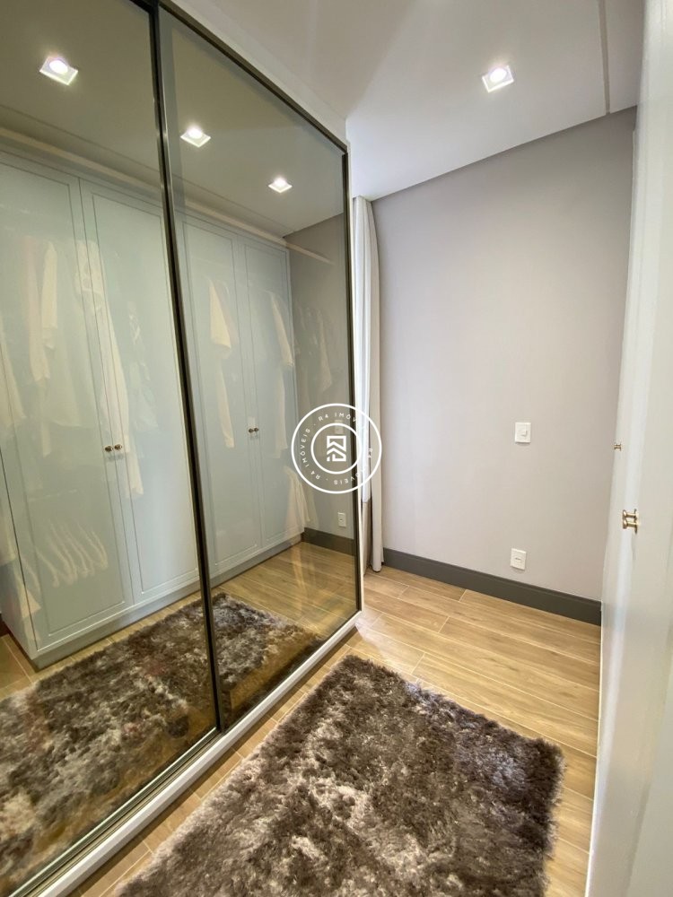 Linda casa finamente decorada e mobiliada em Porto