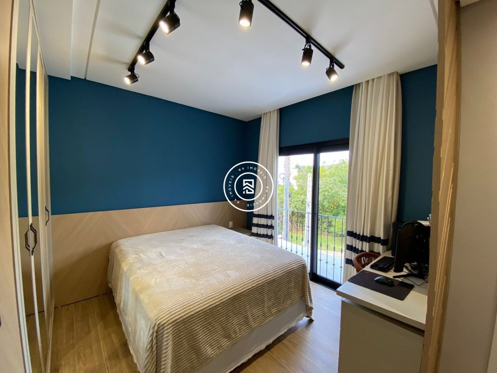 Linda casa finamente decorada e mobiliada em Porto