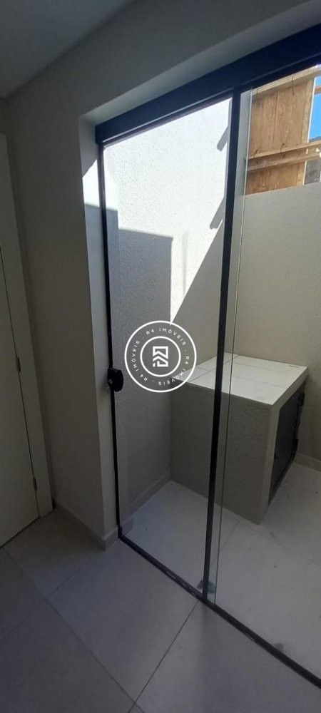 Sobrado novo no Alto So Bento