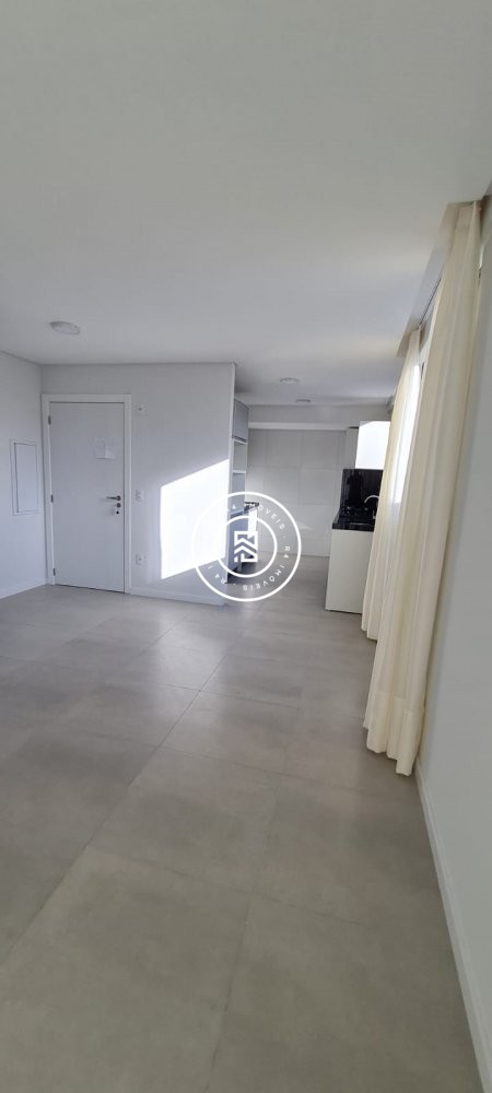 Apartamento novo no bairro Morretes