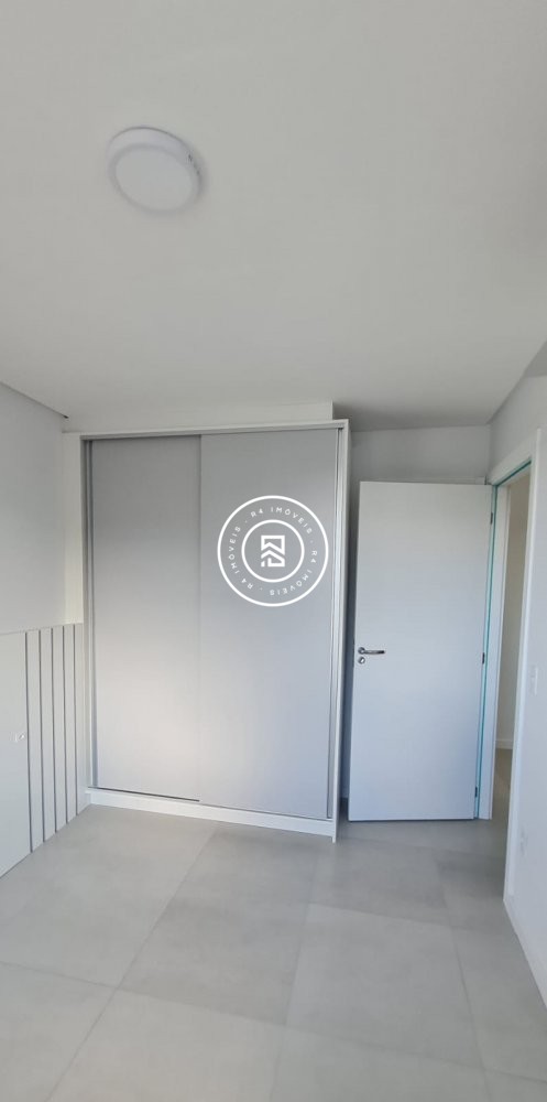 Apartamento novo no bairro Morretes