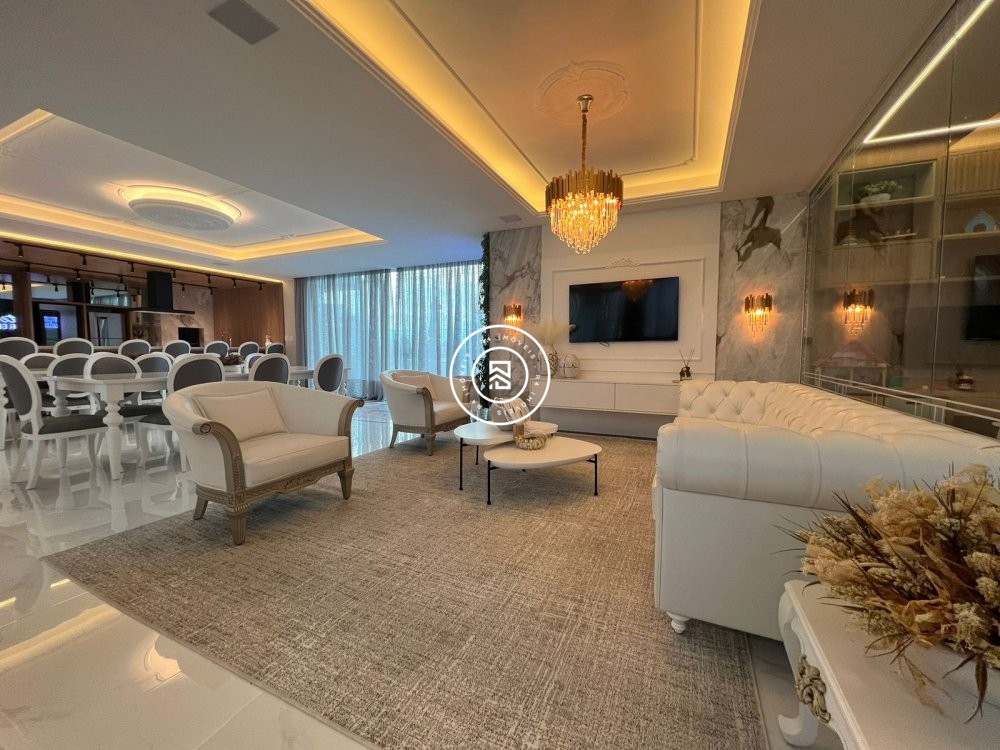 Apartamento novo na quadra do mar