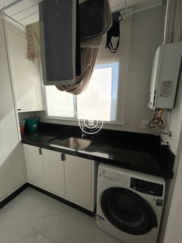 Lindo apartamento mobiliado 