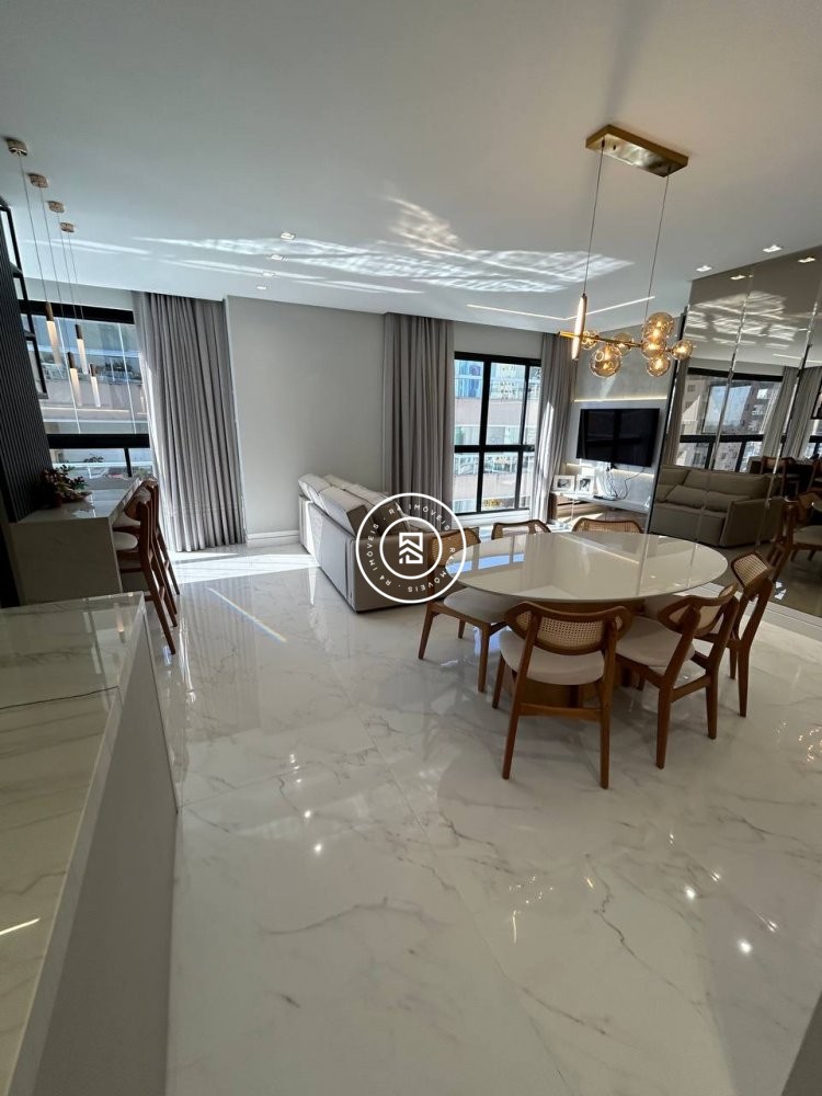 Lindo apartamento mobiliado 