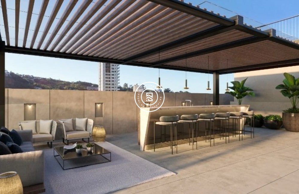 Apto a 150m do mar com 04 dormitrios