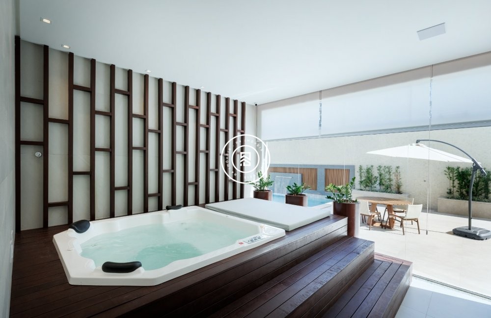 Lindo apartamento na Meia Praia