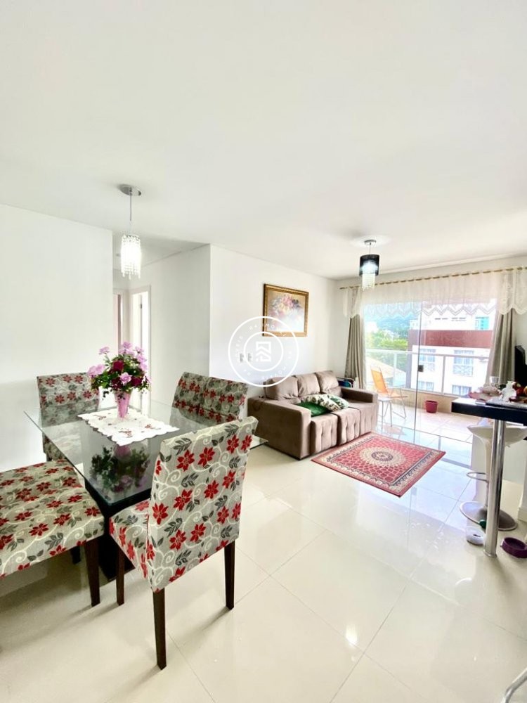 Apartamento mobiliado em Bombinhas a 200m do mar 