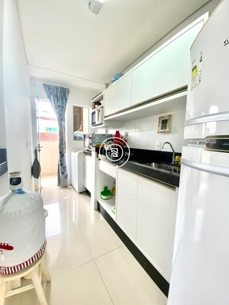 Apartamento mobiliado em Bombinhas a 200m do mar 