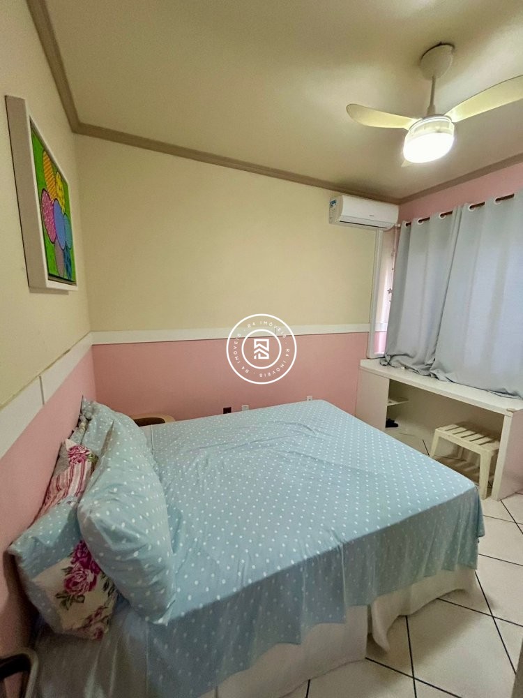 Apartamento mobiliado a 100m do mar