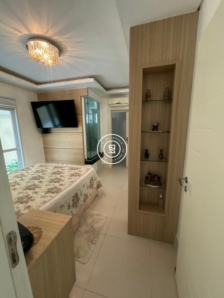 Apartamento mobiliado a 200m do mar