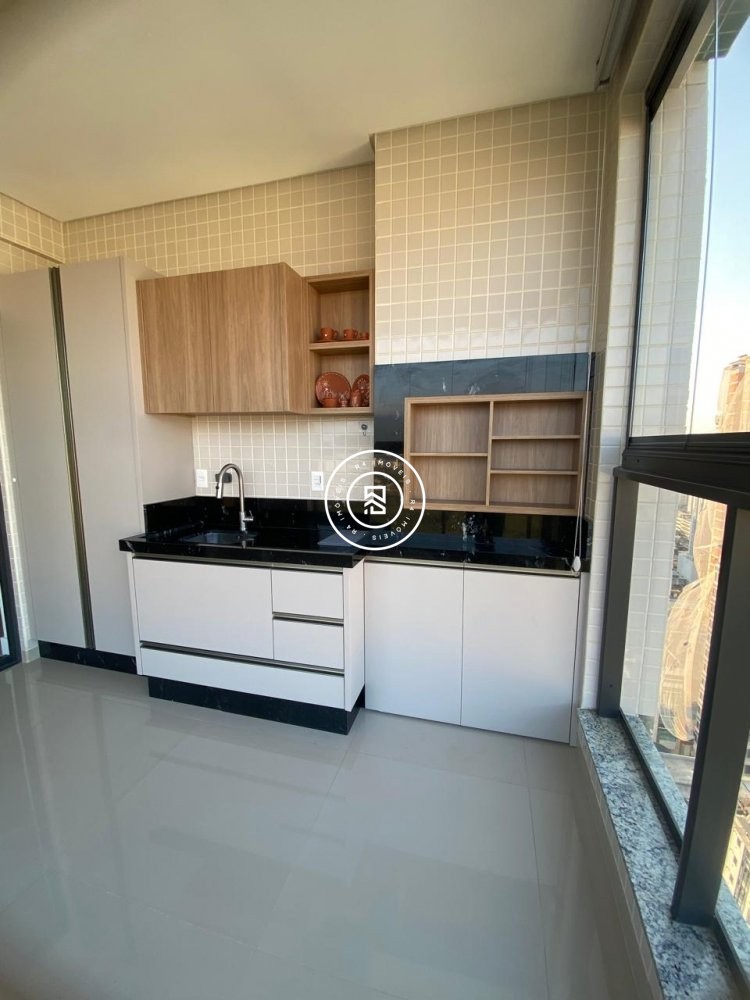 Lindo apartamento mobiliado com vista mar