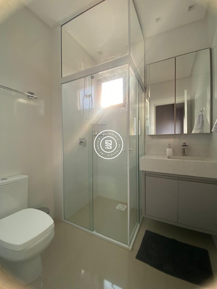 Lindo apartamento mobiliado com vista mar