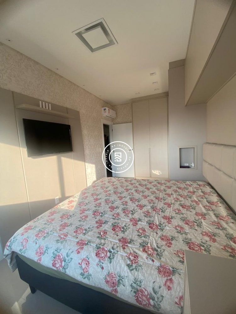 Lindo apartamento mobiliado com vista mar