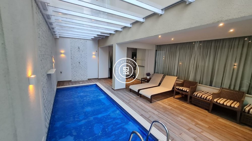 Apartamento com mobilia na Meia Praia