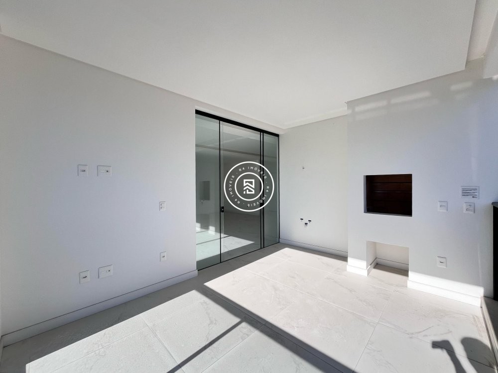 Apto novo com vista para a cidade