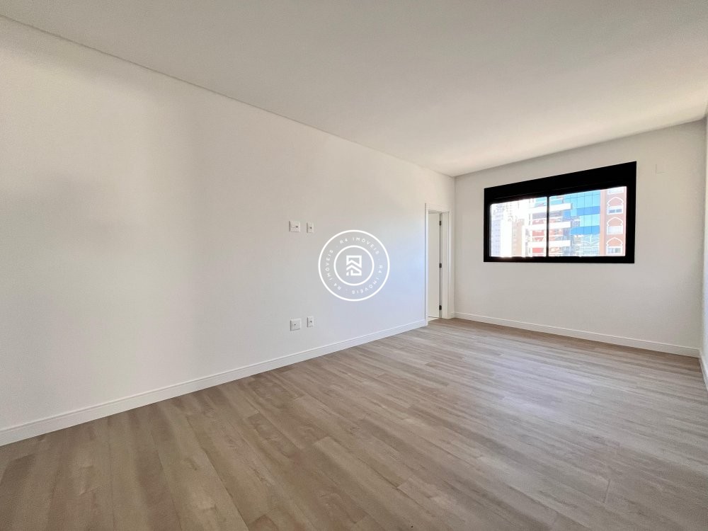 Apto novo com vista para a cidade