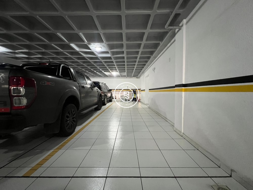 Lindo apartamento mobiliado na Meia Praia