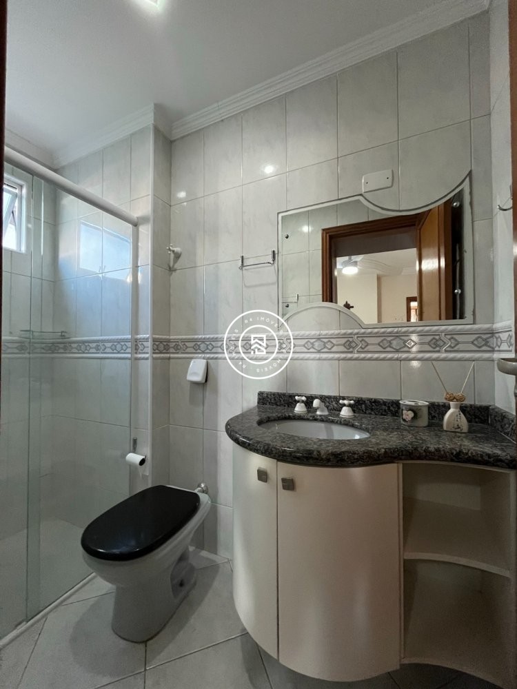 Apartamento mobiliado com 3 dormitrios 