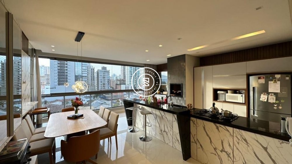 Apartamento mobiliado no Perequ