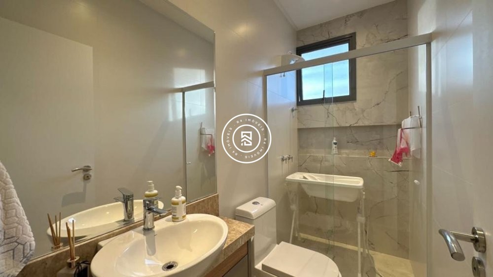 Apartamento mobiliado no Perequ