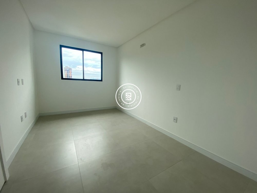 Apartamento novo no Balnerio Perequ
