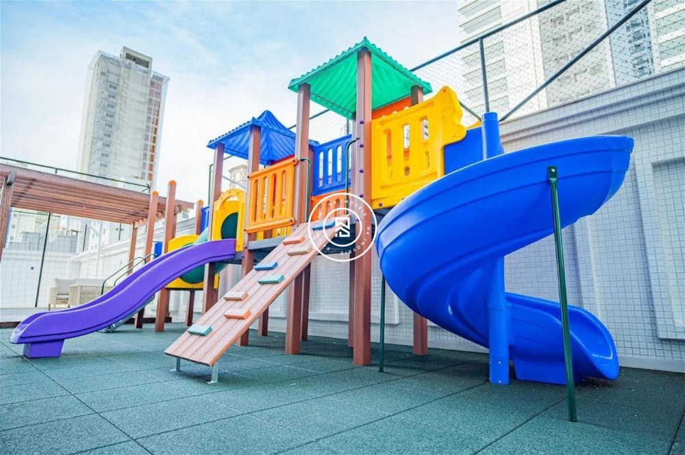 Apartamento novo na Av. Nereu Ramos