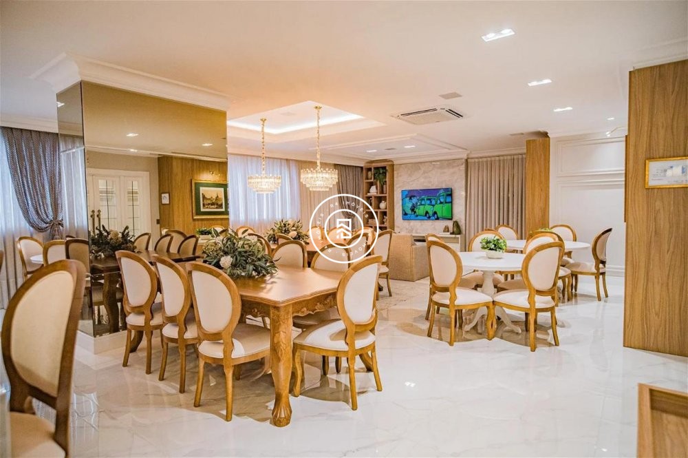 Apartamento novo na Av. Nereu Ramos