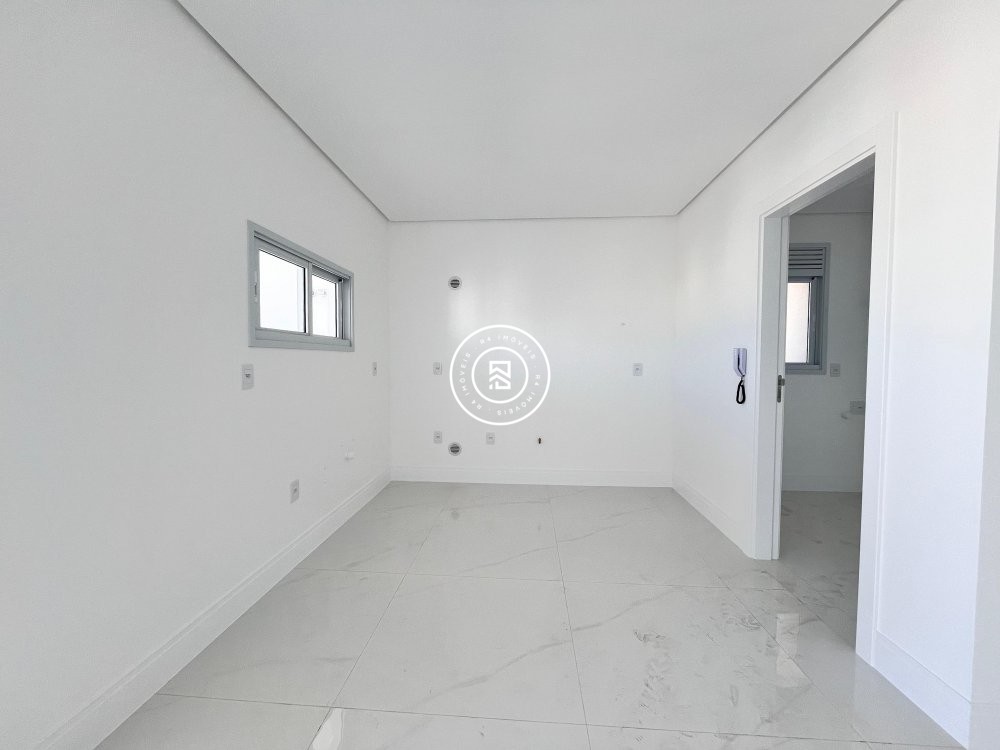 Apto novo a poucos metros do Mar