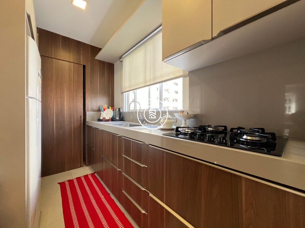 Apartamento mobiliado com 02 sutes no Perequ