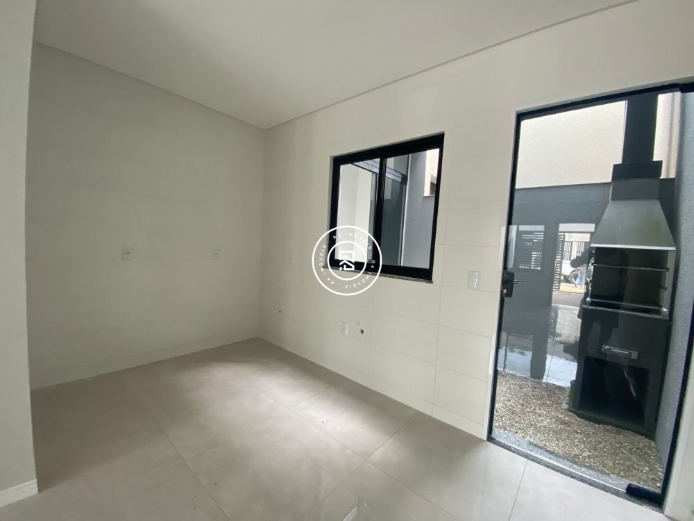 Sobrado novo no Alto Perequ