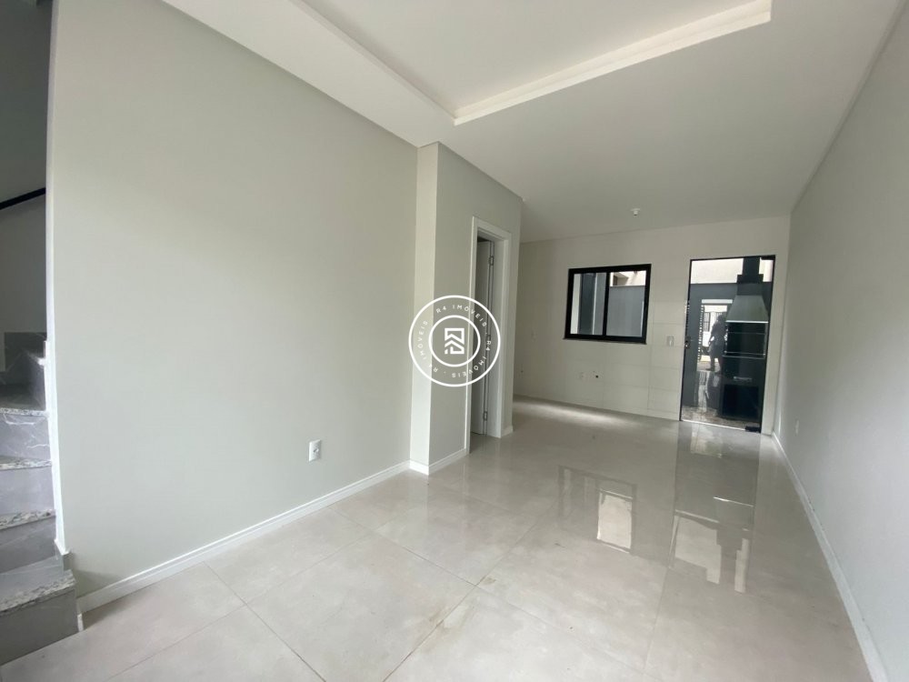 Sobrado novo no Alto Perequ