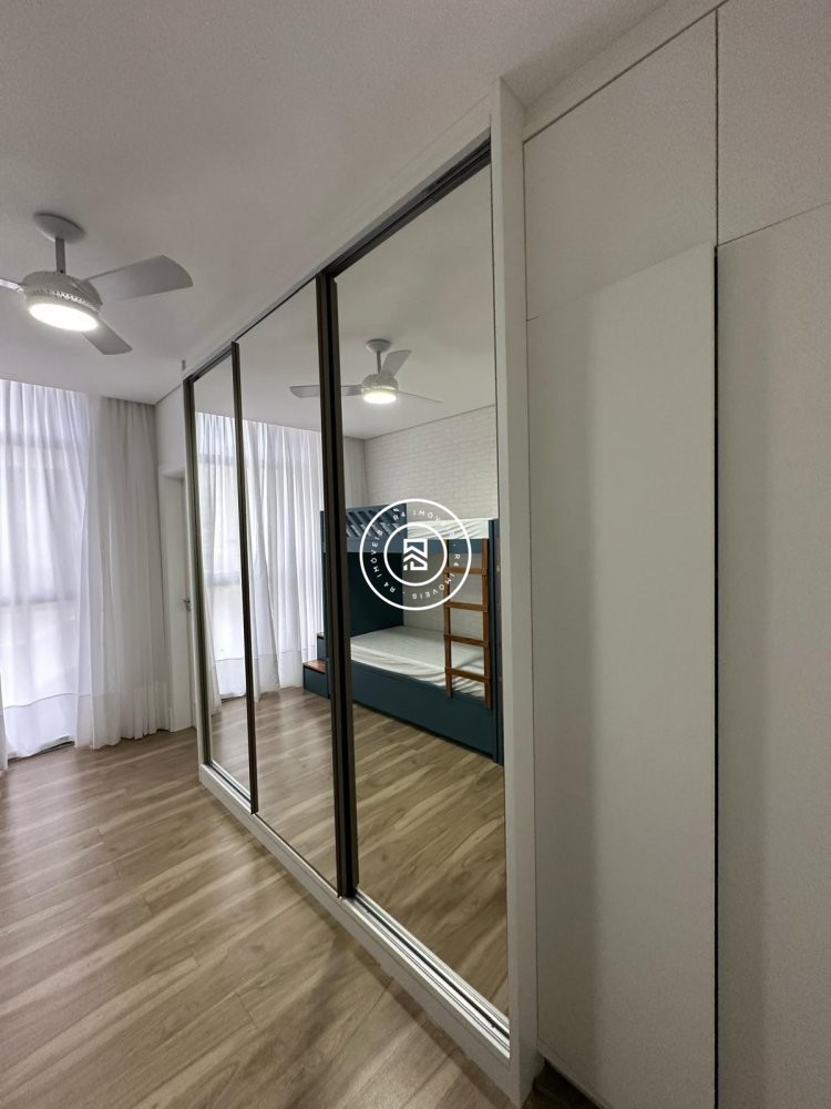 Lindo apartamento no Centro de Itapema