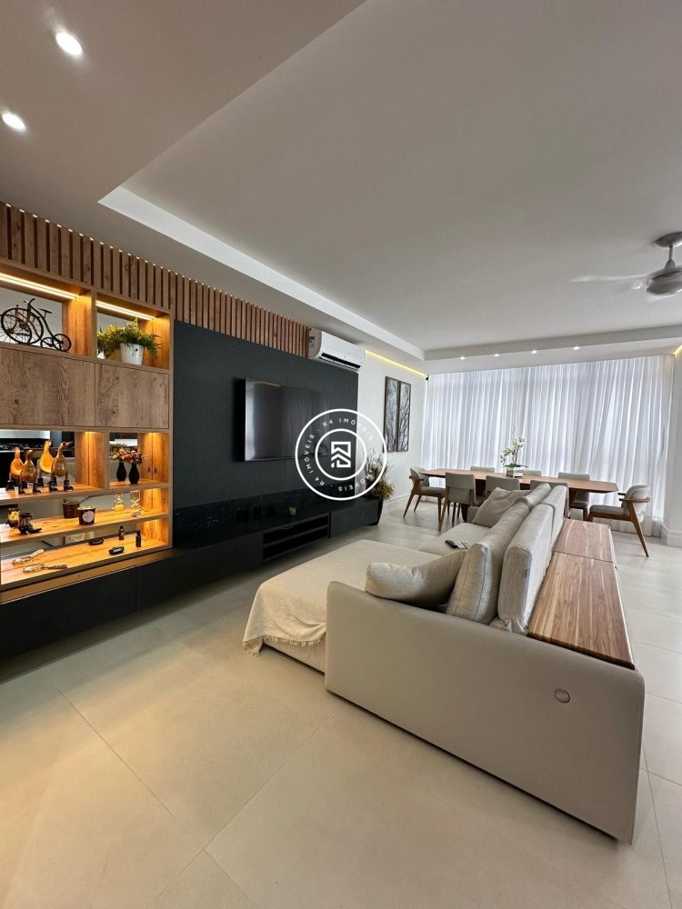 Lindo apartamento no Centro de Itapema