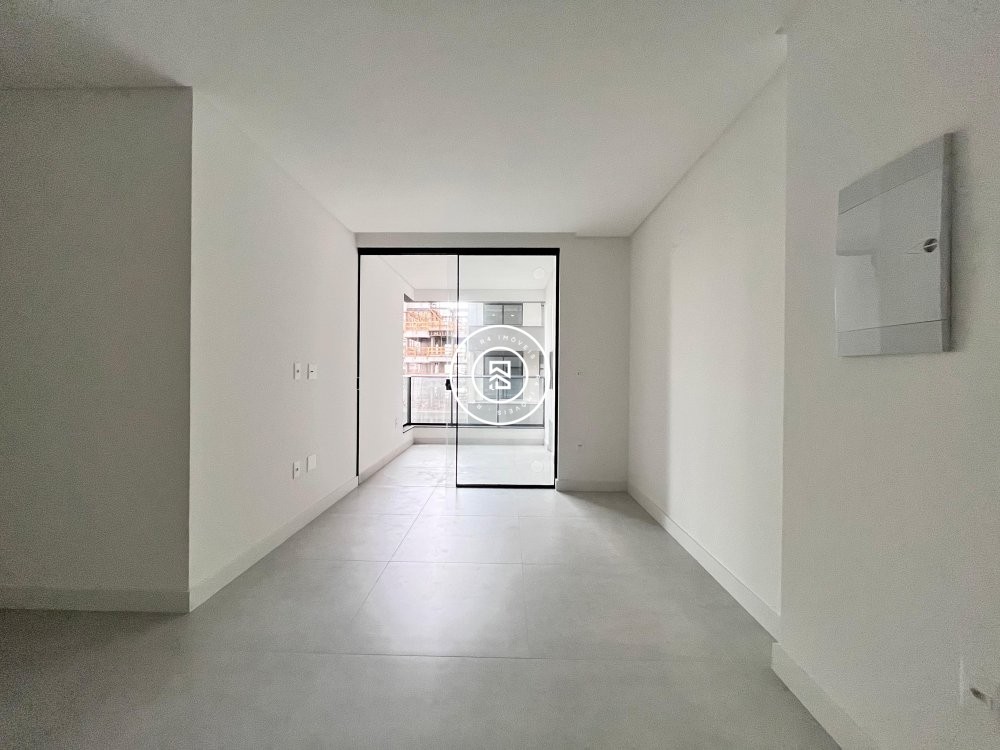 Apartamento novo com 2 dormitrios