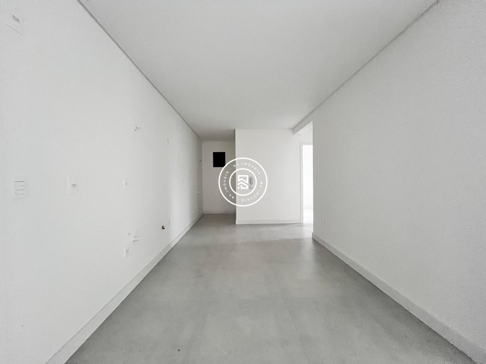 Apartamento novo com 2 dormitrios