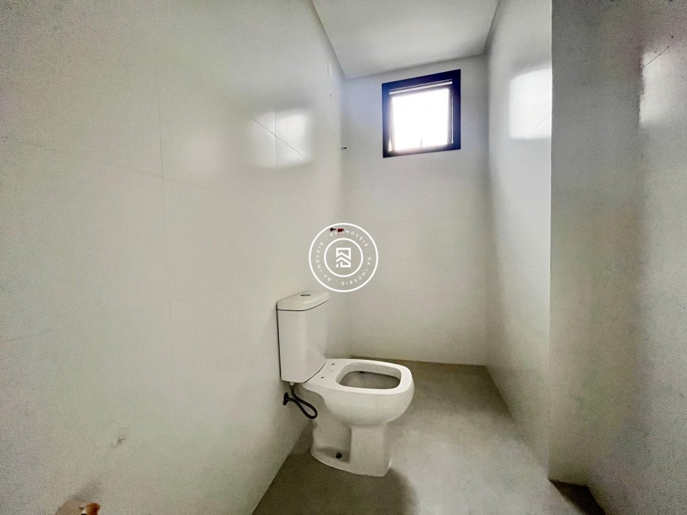 Apartamento novo com 2 dormitrios