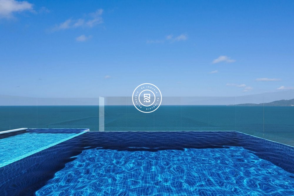 Apto na planta no bairro Morretes