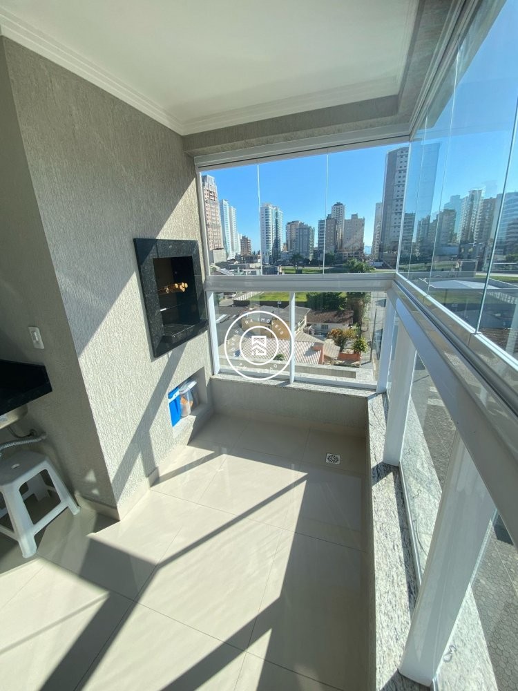 Apartamento no bairro Morretes