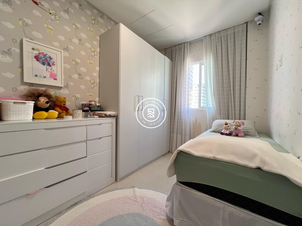 Apartamento mobiliado com 02 sutes