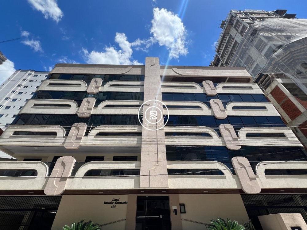 Apto de 130m na quadra mar