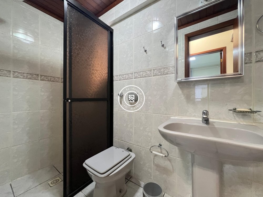 Apto de 130m na quadra mar