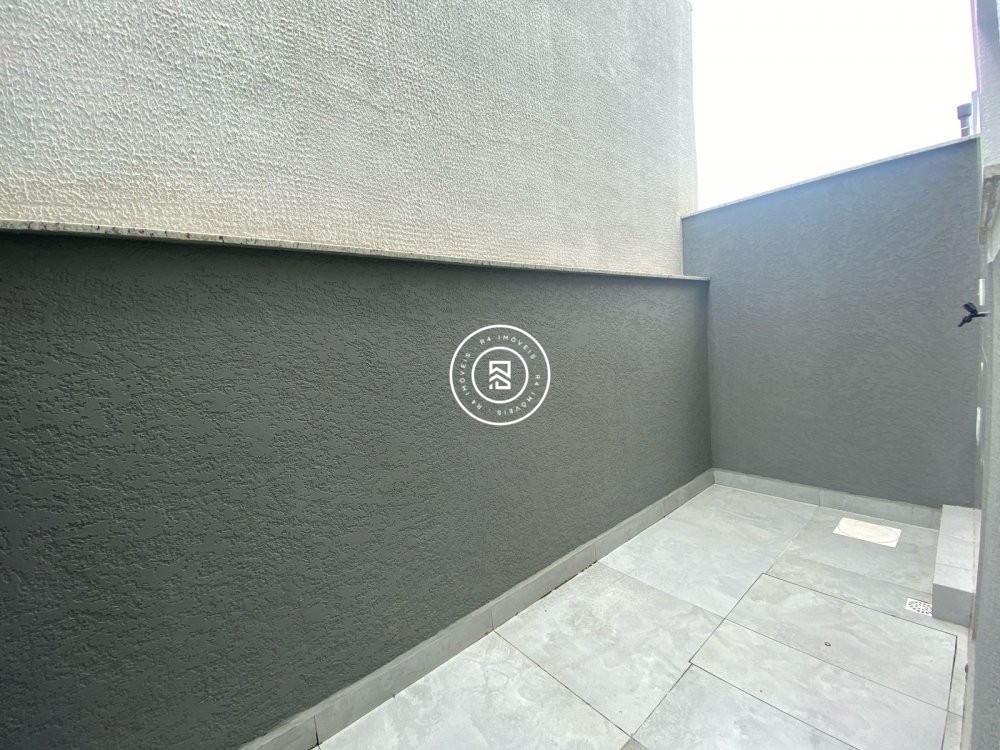 Sobrado novo no Morretes