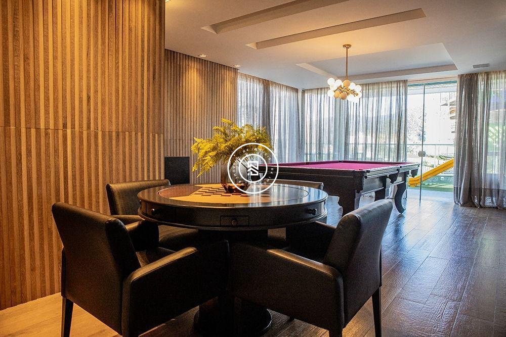 Apartamento mobiliado com 02 sutes