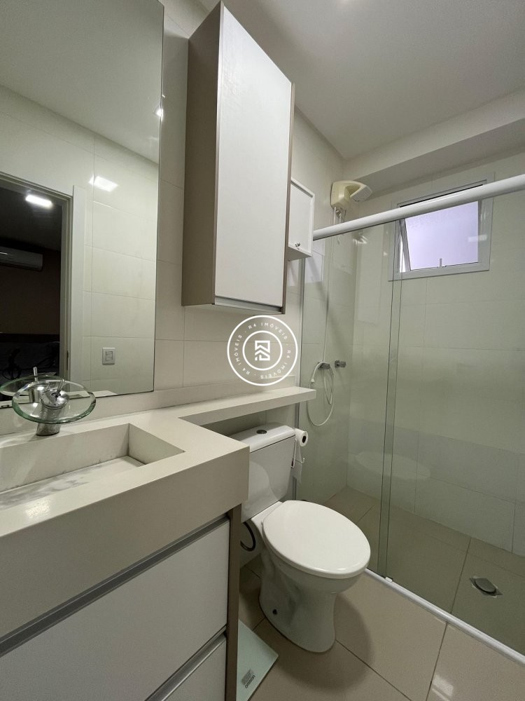 Apto totalmente mobiliado no Perequ