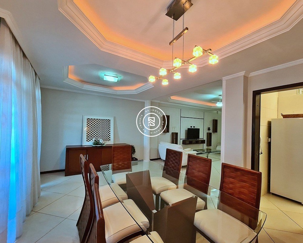 Apartamento Frente Mar 04 Dormitrios, 02 vagas